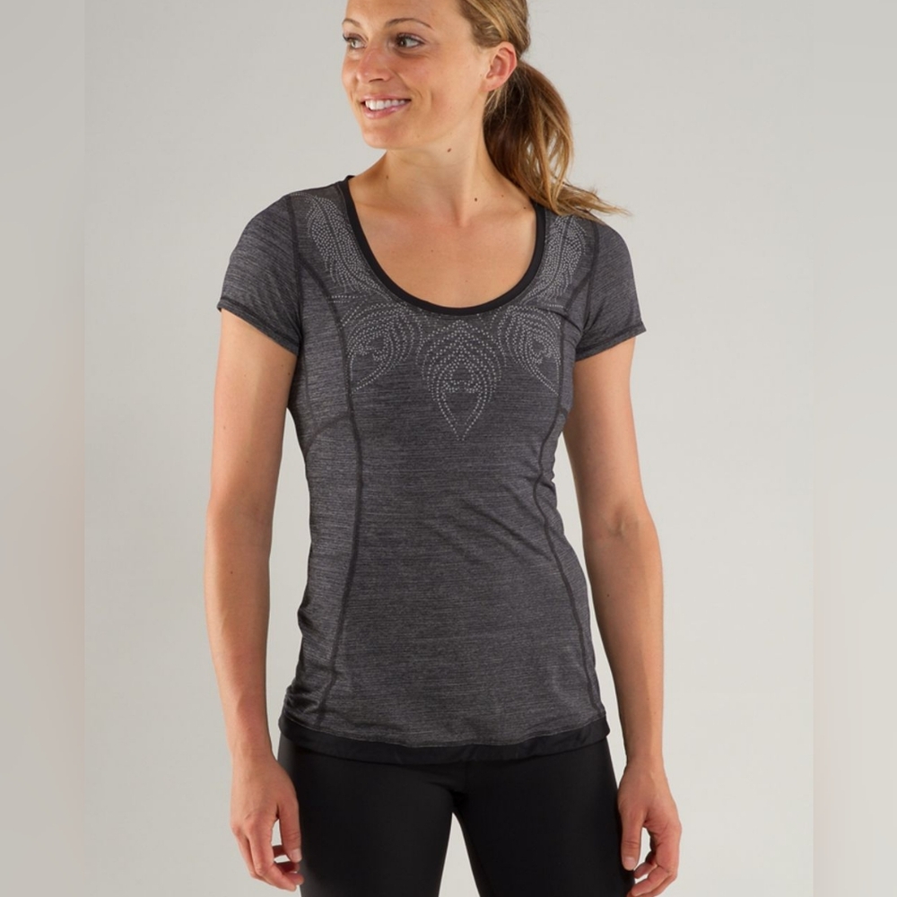 Lululemon Silver Bullet Tech Feather Short Sleeve